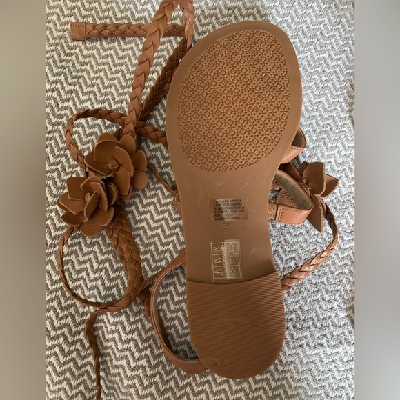 NWT Tory Burch Blossom Gladiator Sandals Brown Tan Floral Size 6.5 - Picture 6 of 7
